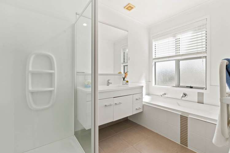 6 Fountain Avenue Karaka_20