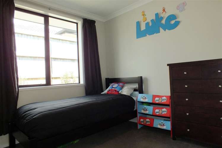 12 Galloway Crescent Pyes Pa_12