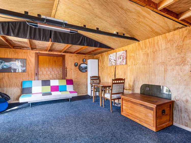 7 Burton Place Owhata_16