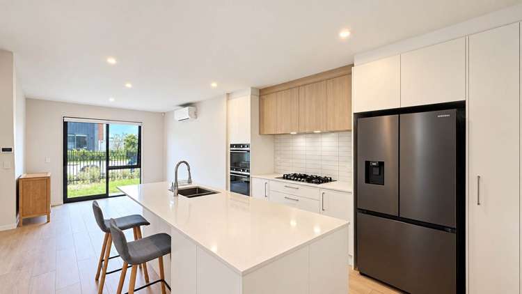 2 Aquamarine Road Rosehill_6