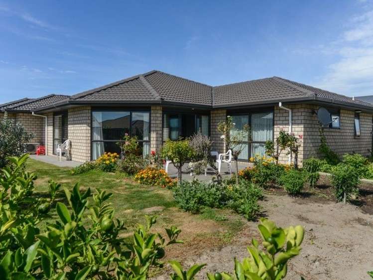 4 Keryn Place Frimley_17