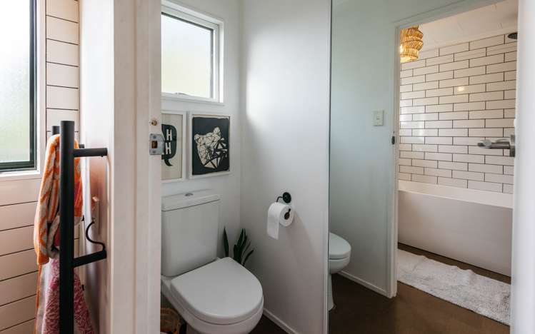 37 Alison Road Surfdale_5