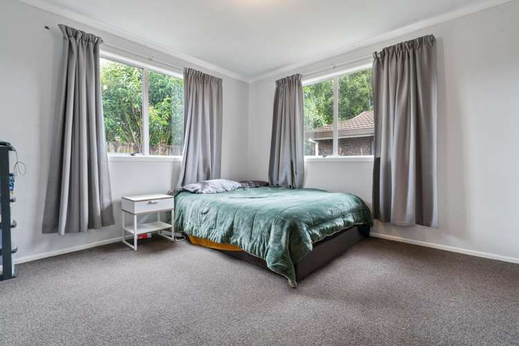 38 Gills Ave Papakura_17