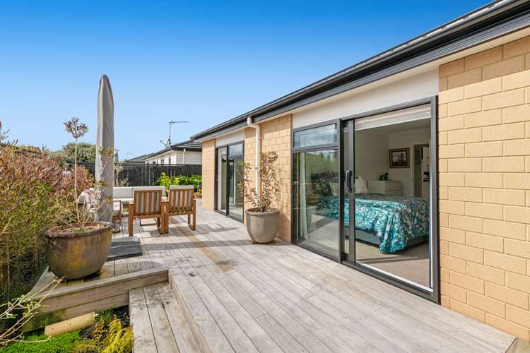 16a Lillian Place Orewa_10