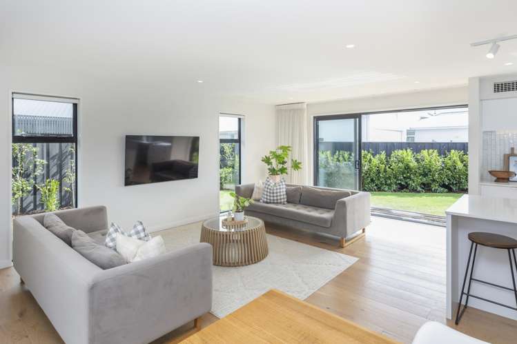 7 Winning Post Place Halswell_10