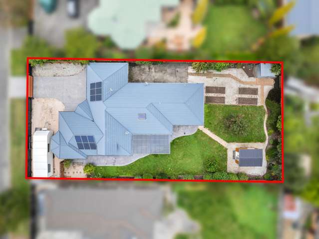 Big home, big section- must be sold!