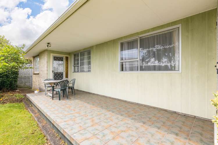 10 Leon Place Waitara_15