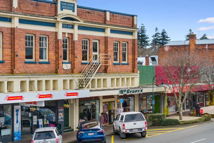 296 Broadway Marton_4