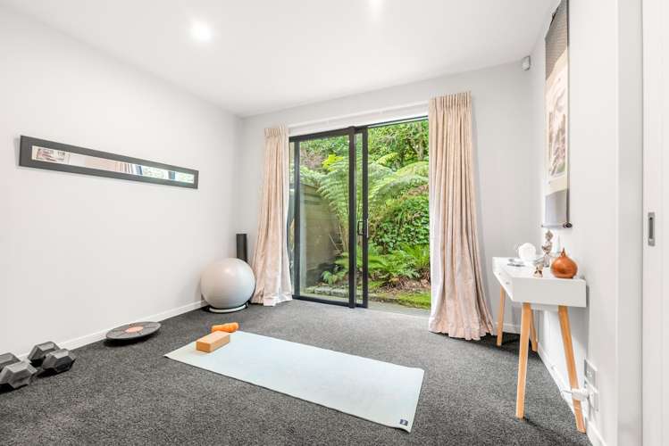 6 Te Ahi-Parera Place Korokoro_20