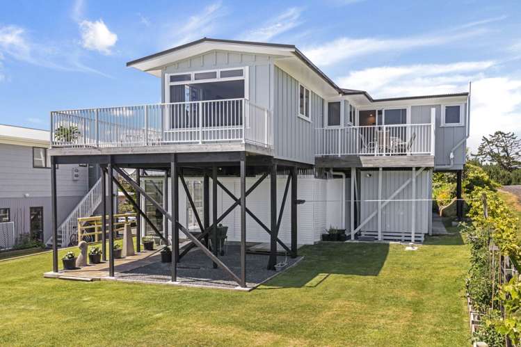 499 Grahams Beach Road Awhitu_37