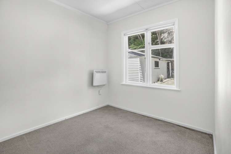 76 Hine Road Wainuiomata_8