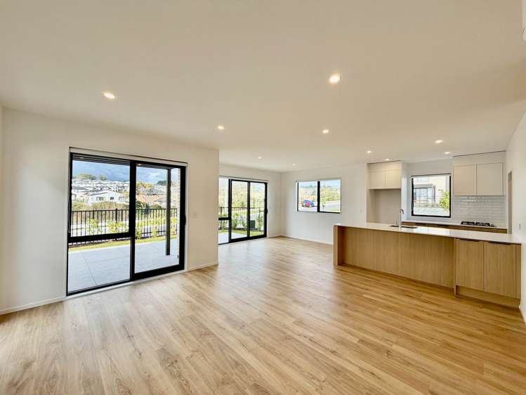 1 Karamu Street Flat Bush_2