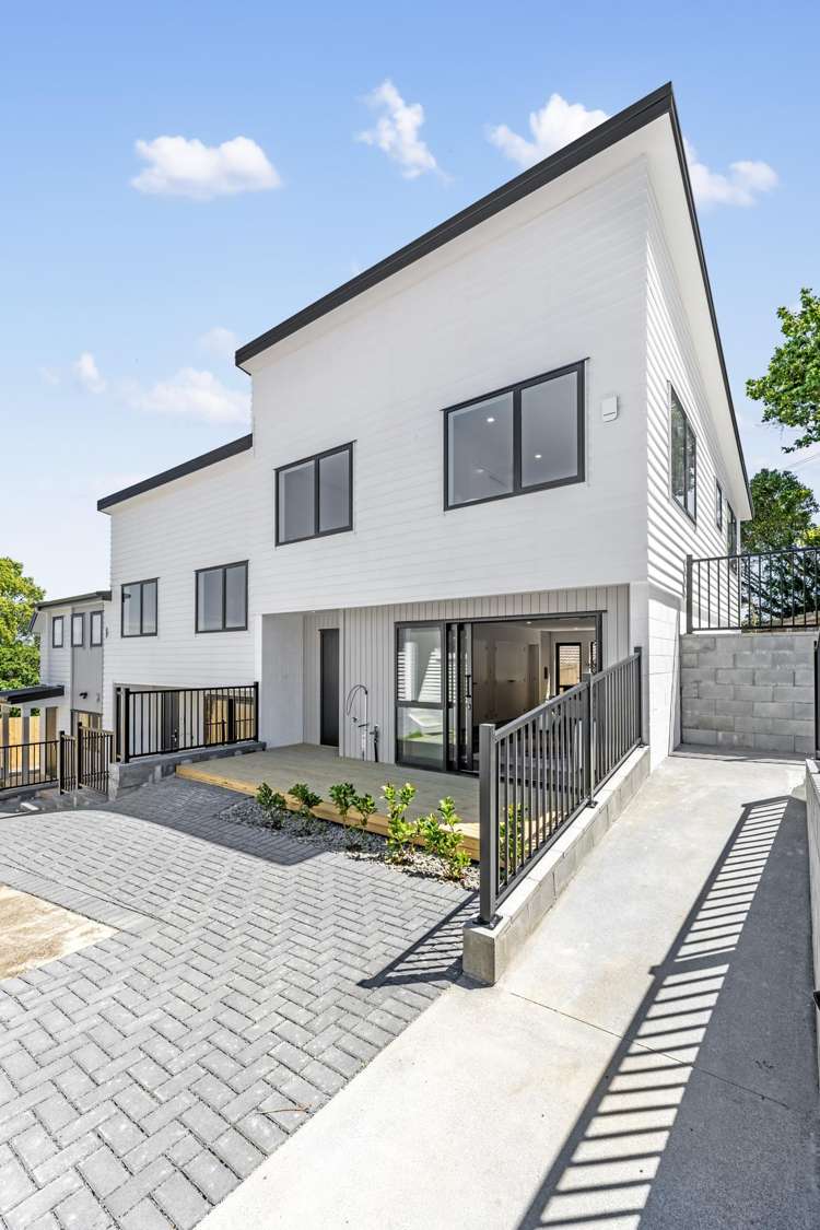 18B-D Fulljames Avenue Three Kings_16