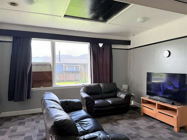 22 Blake Street Blaketown_11