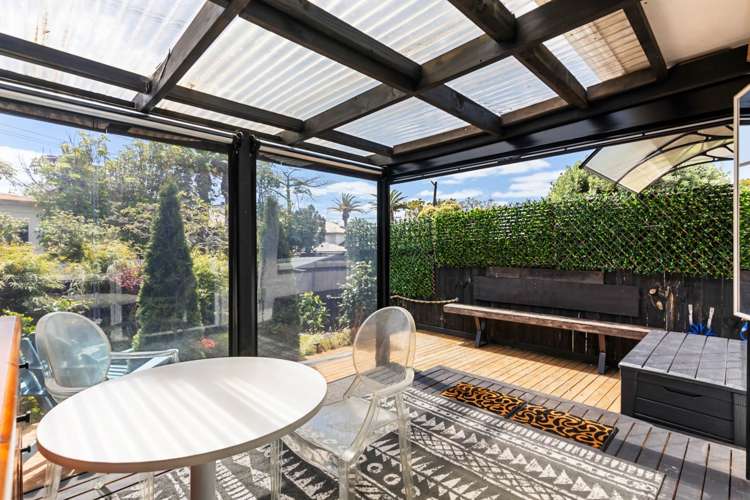 2/14 Argyle Street Herne Bay_2