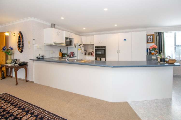 67a High Street Renwick_27