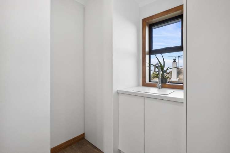 149 Highcliff Road Shiel Hill_15