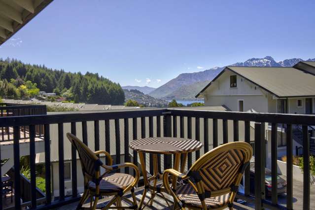 308/139 Fernhill Road Fernhill/Sunshine Bay_1