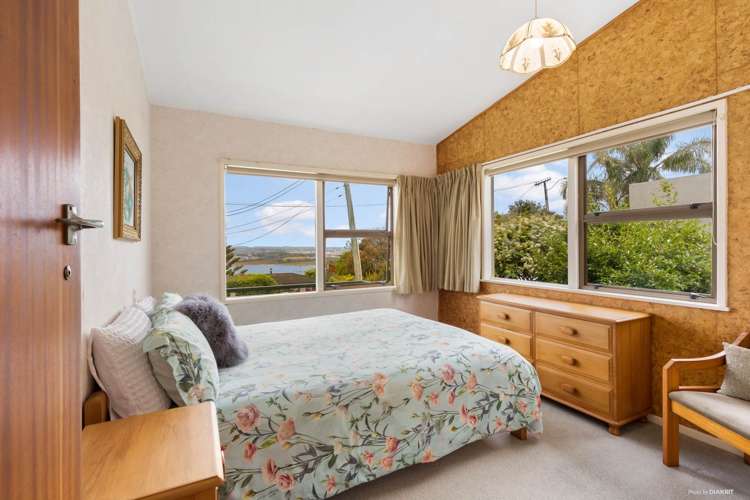 20 Teal Crescent Beach Haven_13