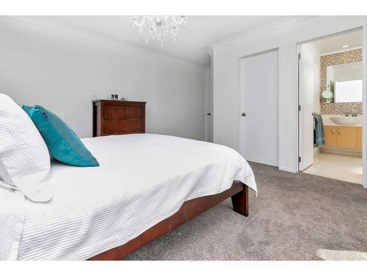 7 Hendrika Court Hobsonville_7