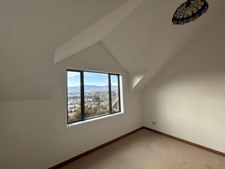 19 Matheson Crescent Albert Town_8