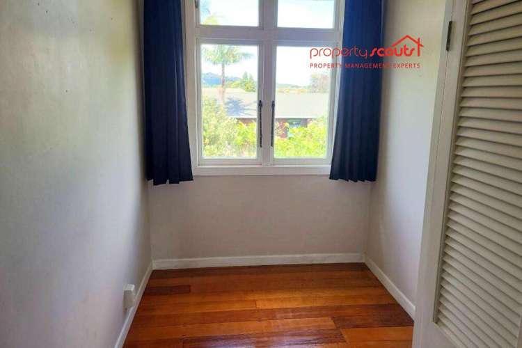 25 Sherwood Road 11614_10