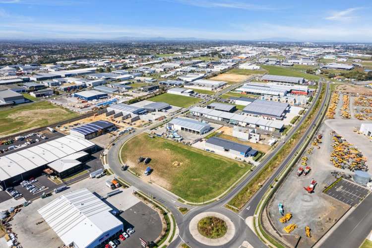 37 Earthmover Crescent Te Rapa_3