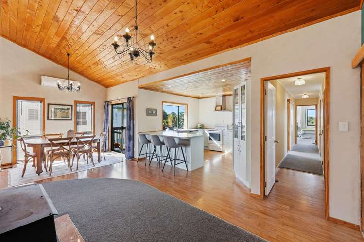 166 Torkar Road Clarks Beach_9