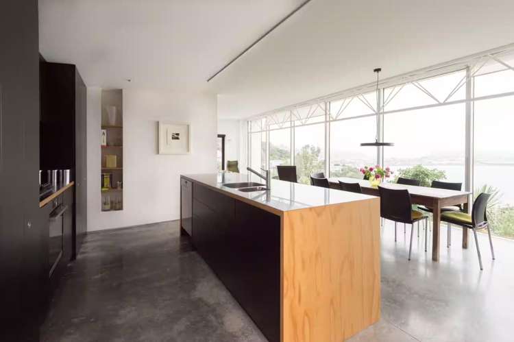  B/15 Hungerford Road Lyall Bay_4