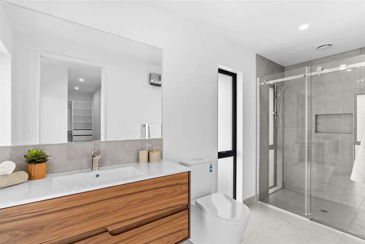 52 Candlesticks Crescent Lincoln_17