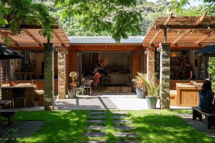 104 Taiwawe Lane Hot Water Beach_17