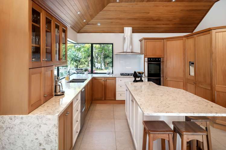 384 Clifton Road Whitford_10