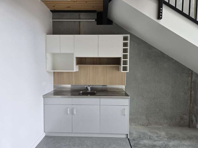 1/90A Hobsonville Road Hobsonville_1