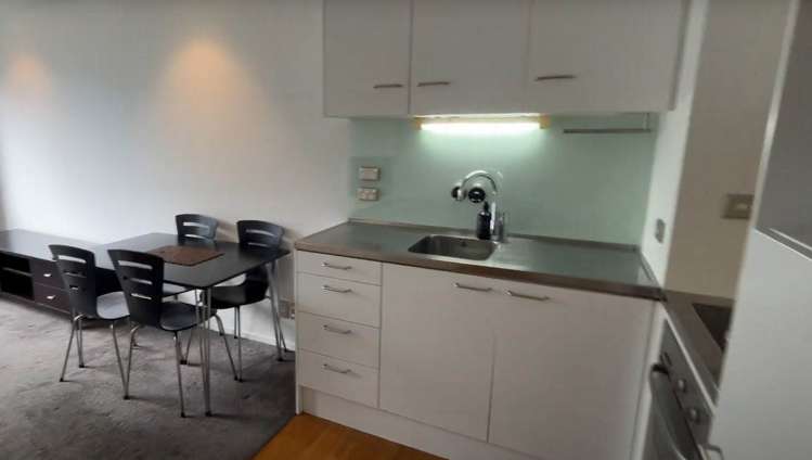 12G/16 Gore Street City Centre_5