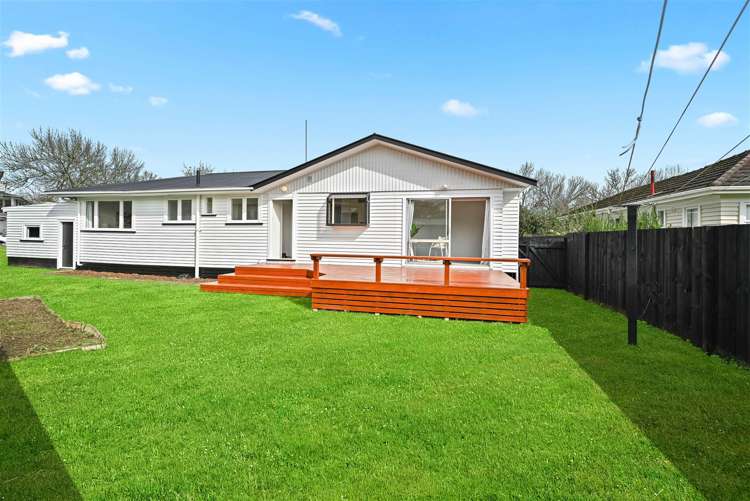 5 Sutton Crescent Hillcrest_19