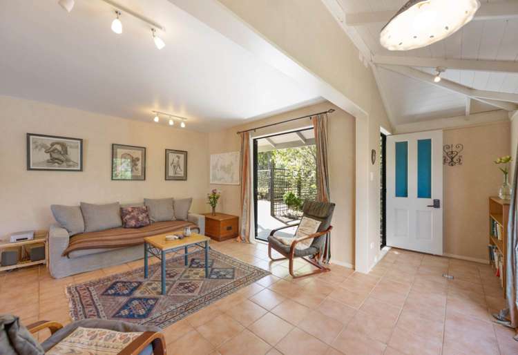 383 Sea View Road Onetangi_7