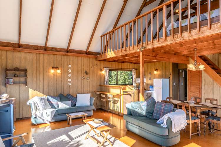 17 Kennedy Point Road Surfdale_15