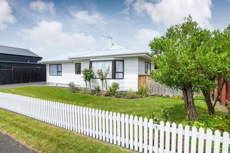46 Weld Street Feilding_11