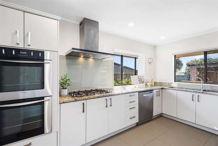 1 La Roche Place Northcote_10