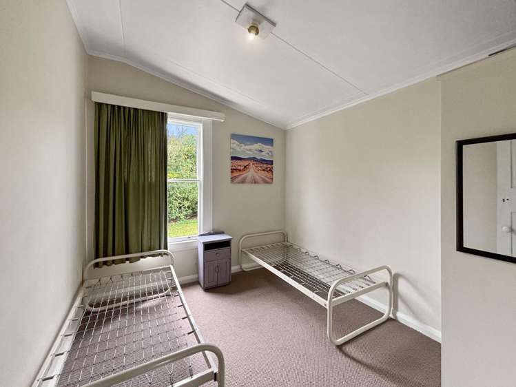 31 Railway Row 1218_9