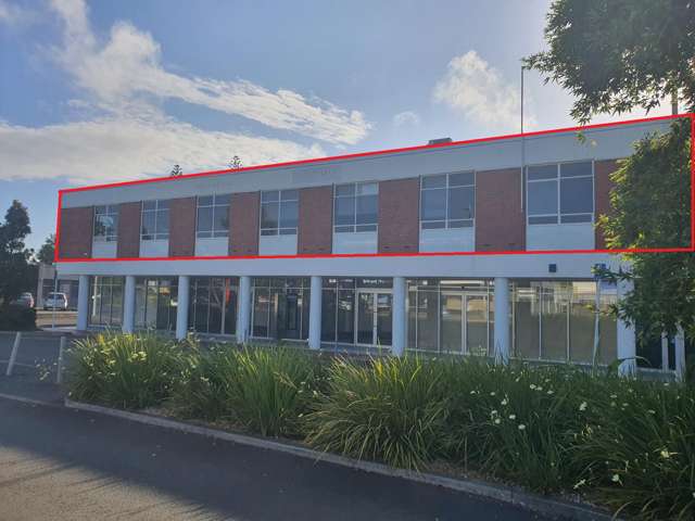 First floor office for lease - Central Pukekohe