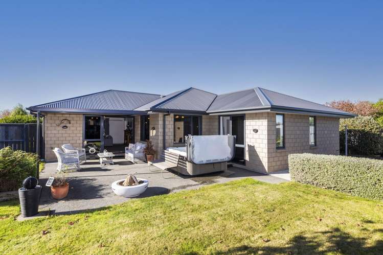 4 Malory Way Rolleston_1