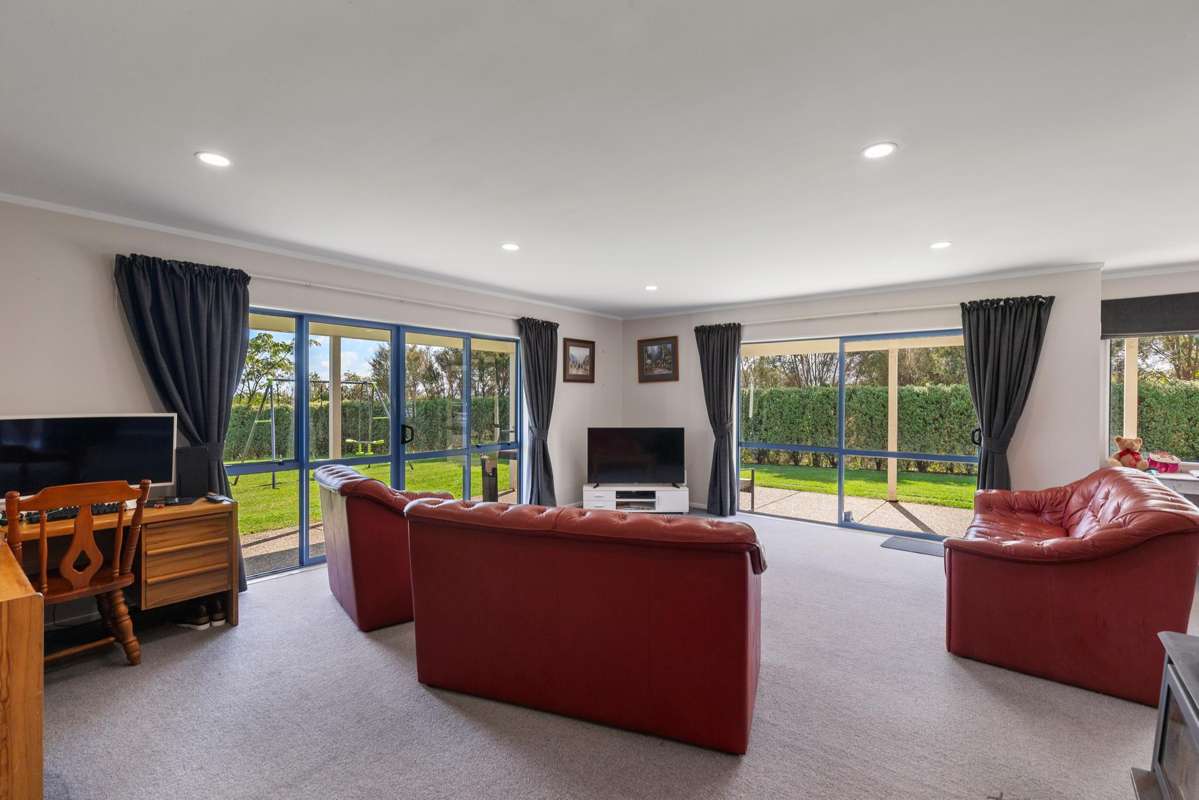 2 Wallace Loop Road_2