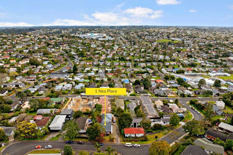 1/1 Nea Place Hillcrest_18