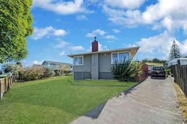 53 Burbank Avenue_4