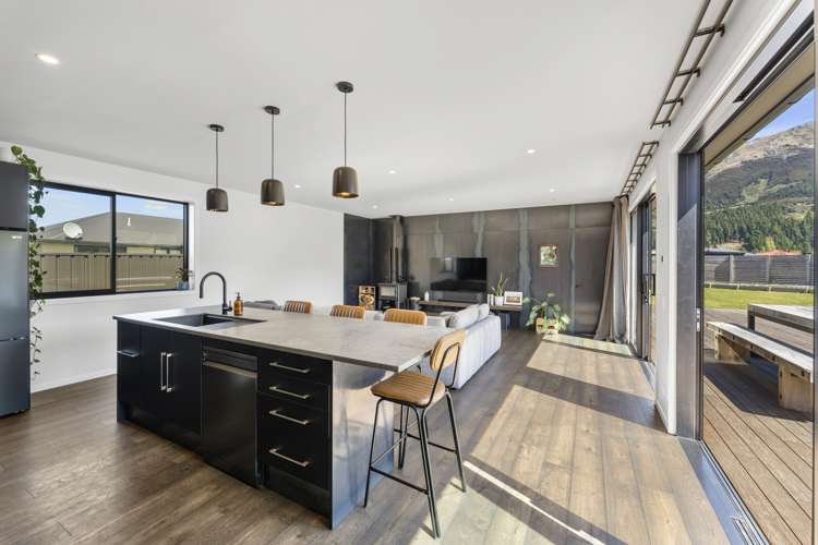 6 Woodpecker Street Lake Hawea_5