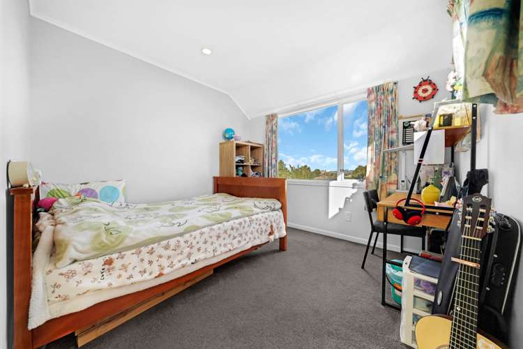 11 Tirimoana Road Te Atatu South_10