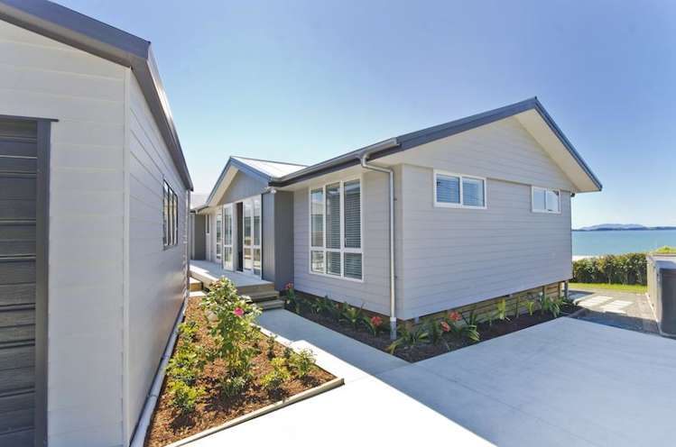 23 Alexander Road Algies Bay_13