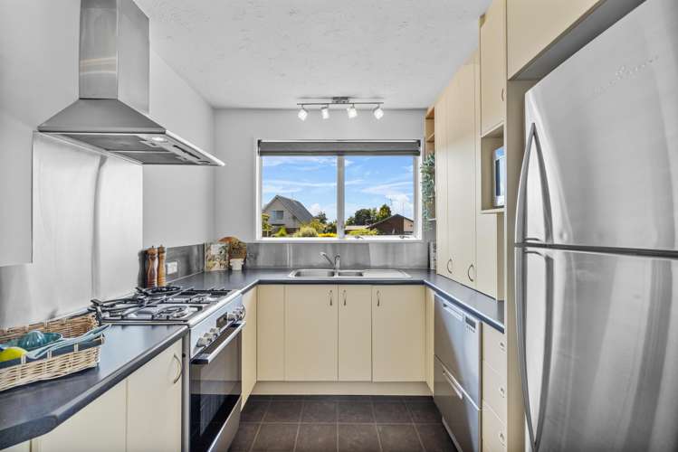 63 Keighleys Road Bromley_2