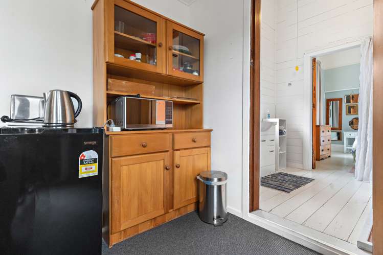 270 High Street North Carterton_14